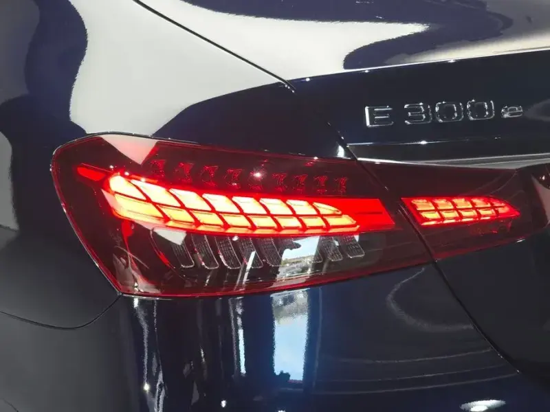 2022 Mercedes-Benz E-Класс с пробегом 56 309 км