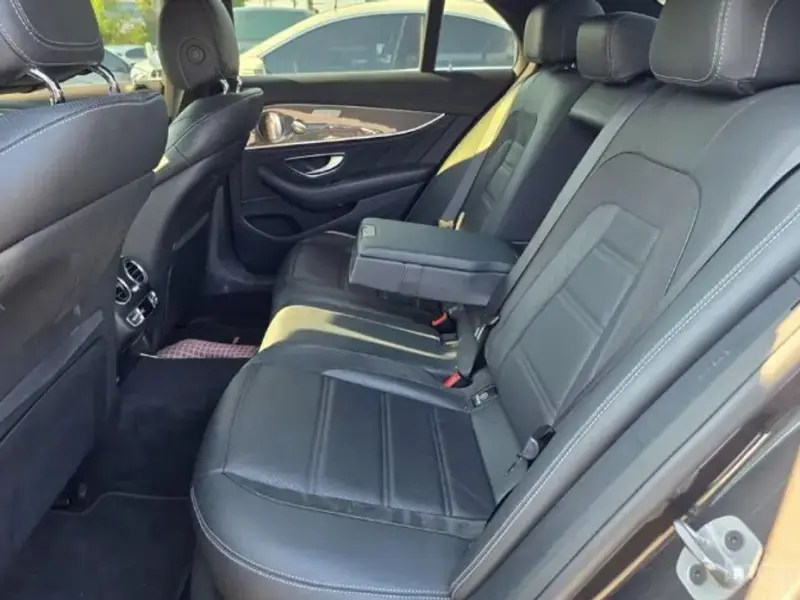 2022 Mercedes-Benz E-Класс с пробегом 201 411 км