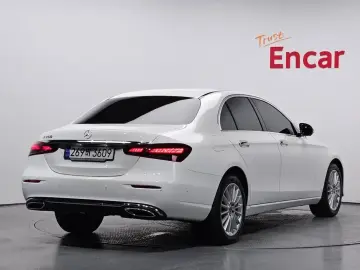2023 Mercedes-Benz E-Класс с пробегом 19 450 км