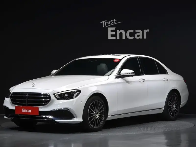 2022 Mercedes-Benz E-Класс с пробегом 55 670 км