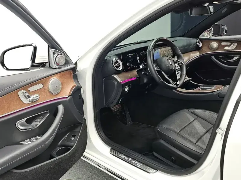 2023 Mercedes-Benz E-Класс с пробегом 19 450 км