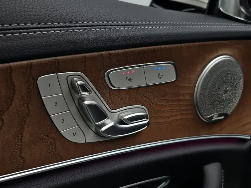 2023 Mercedes-Benz E-Класс с пробегом 19 450 км