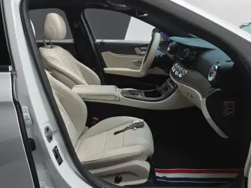 2022 Mercedes-Benz E-Класс с пробегом 55 670 км