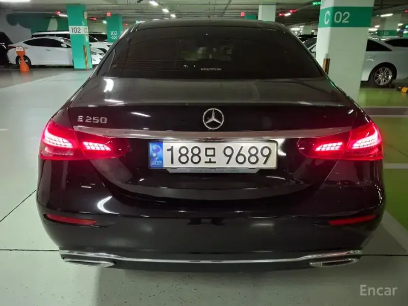 2022 Mercedes-Benz E-Класс с пробегом 36 000 км
