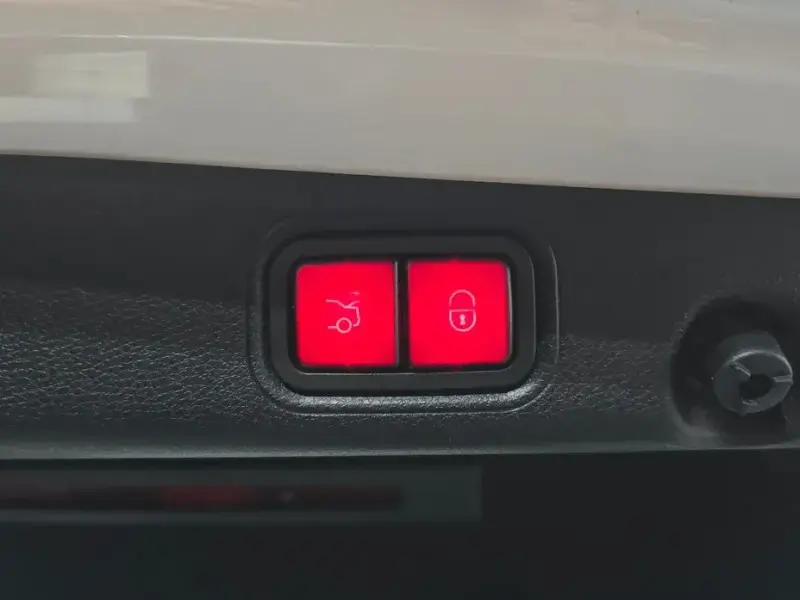 2022 Mercedes-Benz E-Класс с пробегом 55 670 км