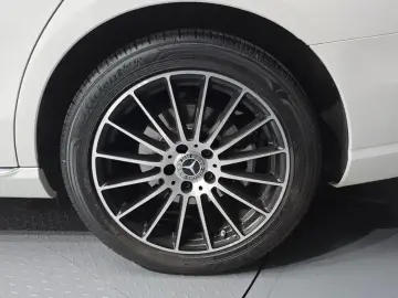 2022 Mercedes-Benz E-Класс с пробегом 55 670 км