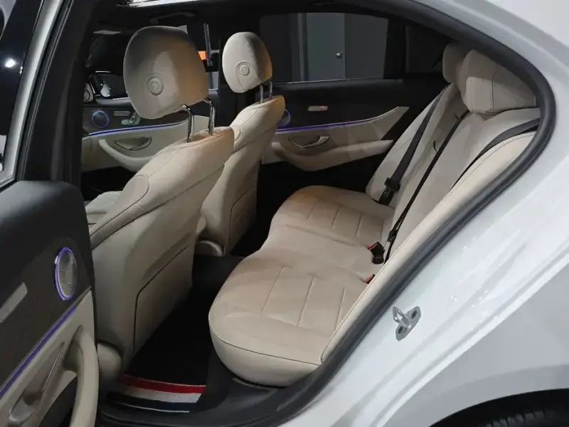 2022 Mercedes-Benz E-Класс с пробегом 55 670 км