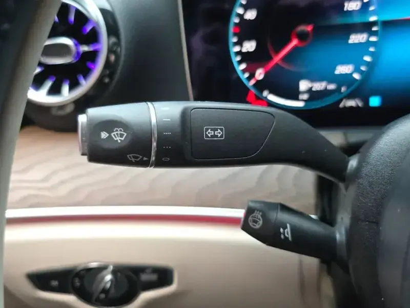 2022 Mercedes-Benz E-Класс с пробегом 55 670 км