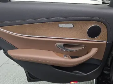 2022 Mercedes-Benz E-Класс с пробегом 57 629 км