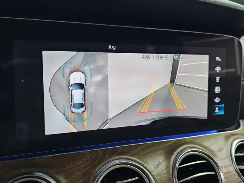 2023 Mercedes-Benz E-Класс с пробегом 53 628 км