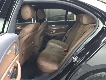 2022 Mercedes-Benz E-Класс с пробегом 57 629 км