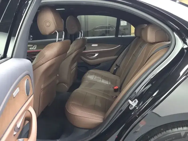 2022 Mercedes-Benz E-Класс с пробегом 57 629 км