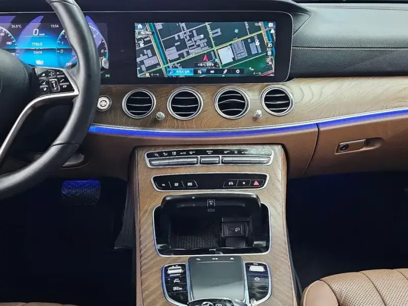 2023 Mercedes-Benz E-Класс с пробегом 53 628 км