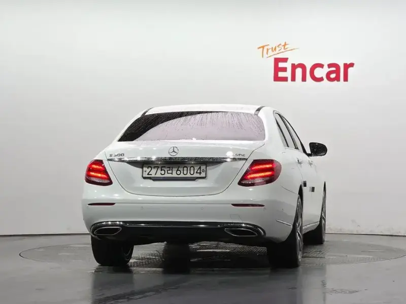 2020 Mercedes-Benz E-Класс с пробегом 140 997 км