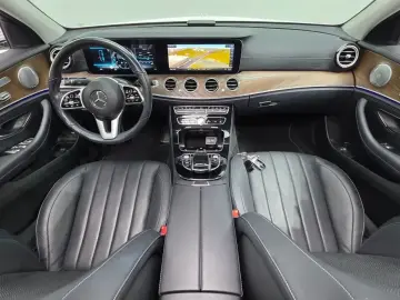 2020 Mercedes-Benz E-Класс с пробегом 140 997 км