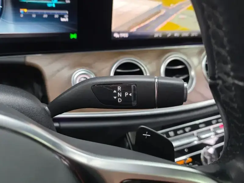 2020 Mercedes-Benz E-Класс с пробегом 140 997 км