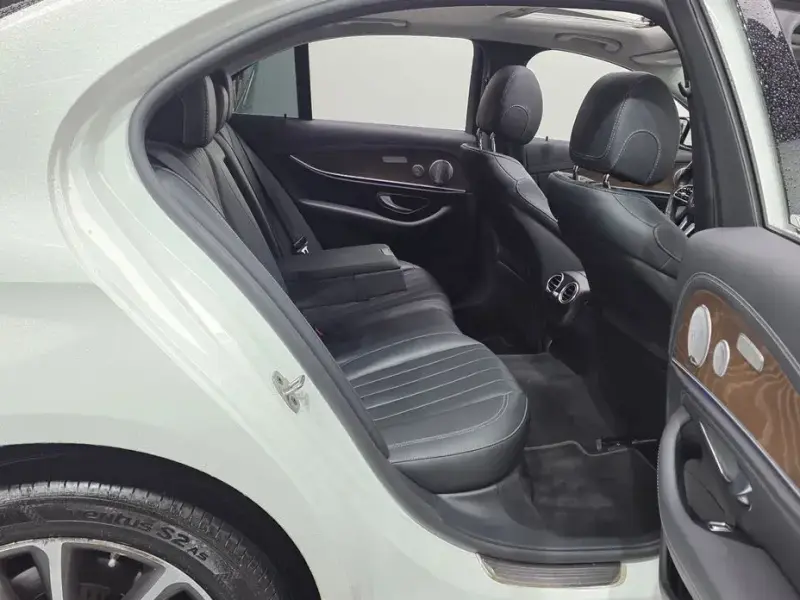 2020 Mercedes-Benz E-Класс с пробегом 140 997 км