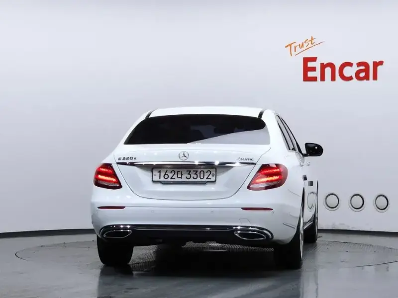 2019 Mercedes-Benz E-Класс с пробегом 79 363 км