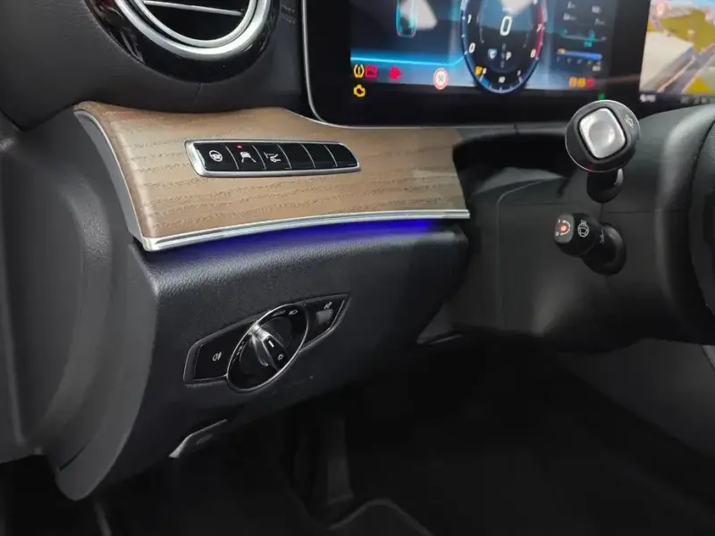 2020 Mercedes-Benz E-Класс с пробегом 140 997 км