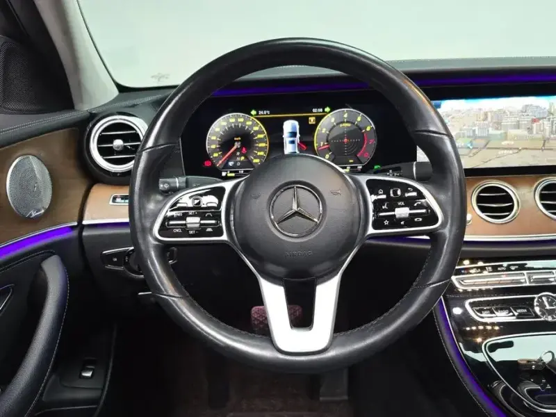 2019 Mercedes-Benz E-Класс с пробегом 113 274 км