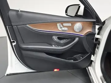 2019 Mercedes-Benz E-Класс с пробегом 113 274 км