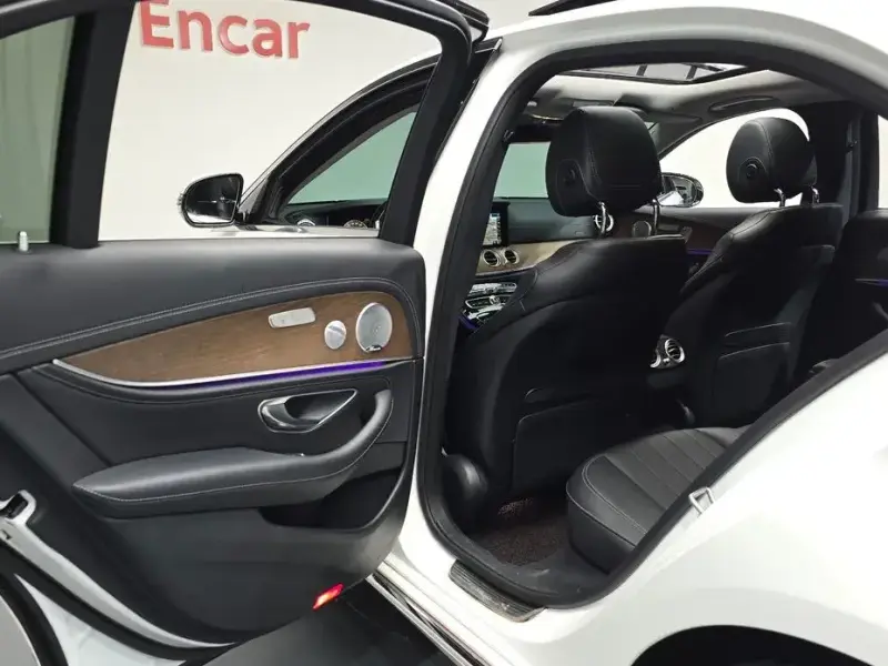 2019 Mercedes-Benz E-Класс с пробегом 113 274 км