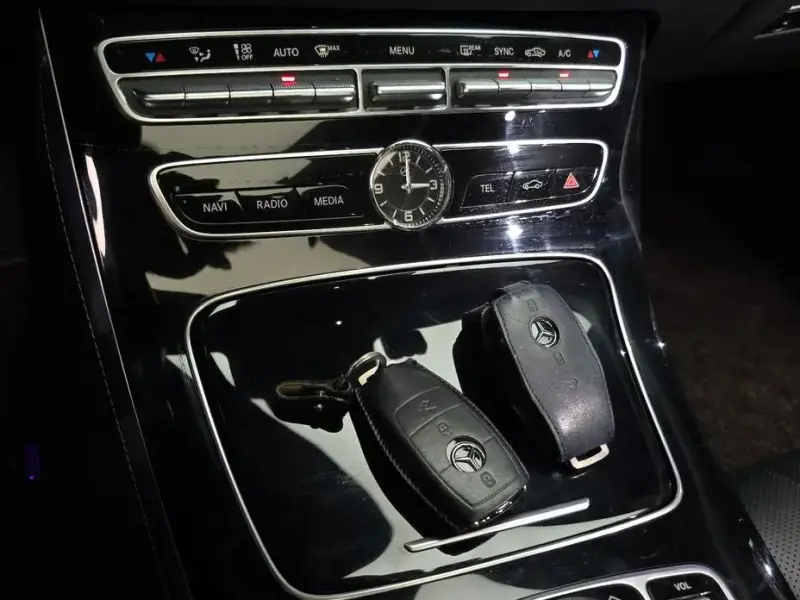2019 Mercedes-Benz E-Класс с пробегом 113 274 км