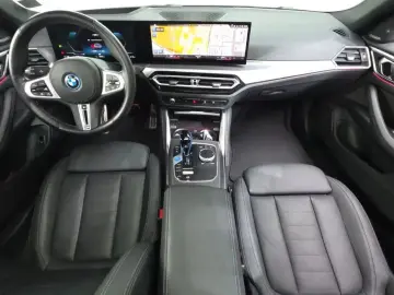 2023 BMW i4 с пробегом 65 191 км