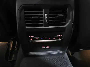 2023 BMW i4 с пробегом 65 191 км