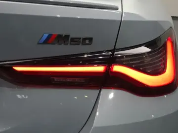 2023 BMW i4 с пробегом 65 191 км