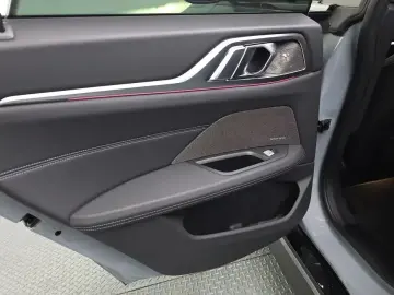 2023 BMW i4 с пробегом 65 191 км