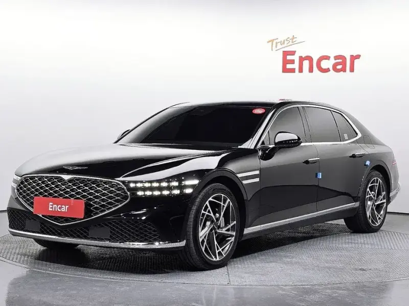 2023 Genesis G90 с пробегом 78 069 км