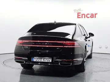 2023 Genesis G90 с пробегом 78 069 км