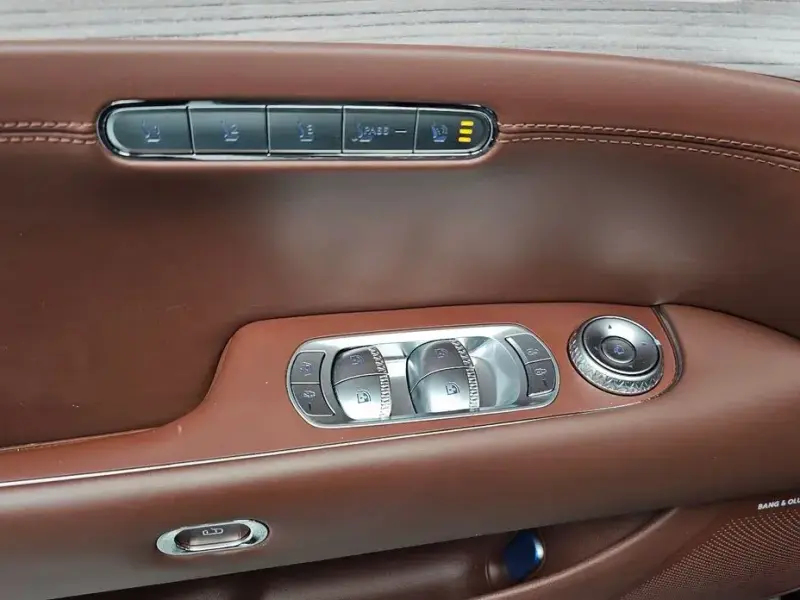 2023 Genesis G90 с пробегом 78 069 км