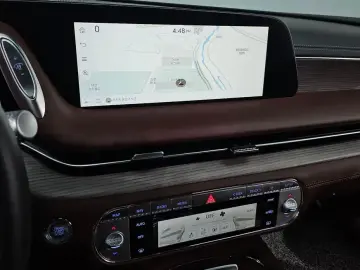 2023 Genesis G90 с пробегом 78 069 км