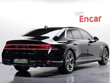 2023 Genesis G90 с пробегом 96 782 км