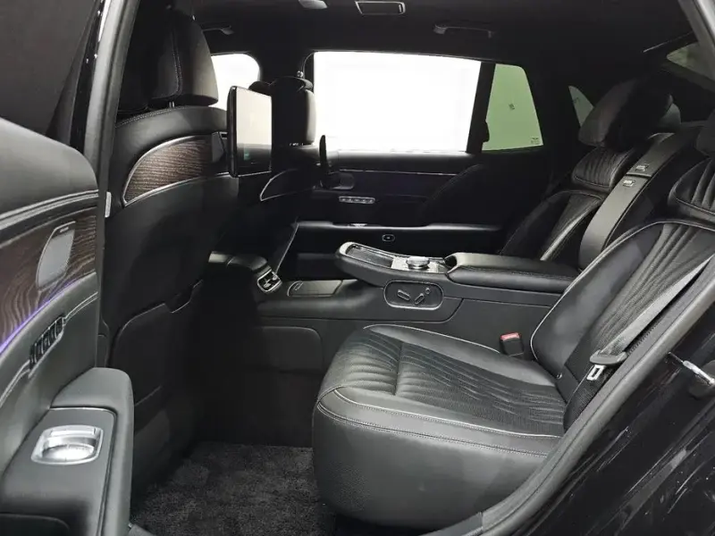 2023 Genesis G90 с пробегом 96 782 км