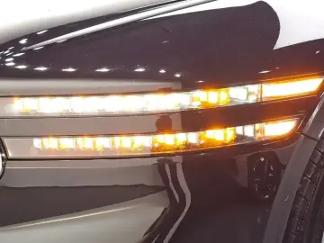 2023 Genesis G90 с пробегом 96 782 км