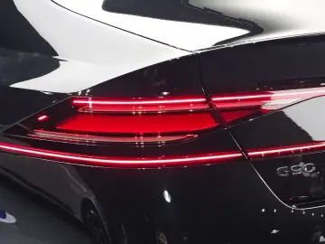 2023 Genesis G90 с пробегом 96 782 км