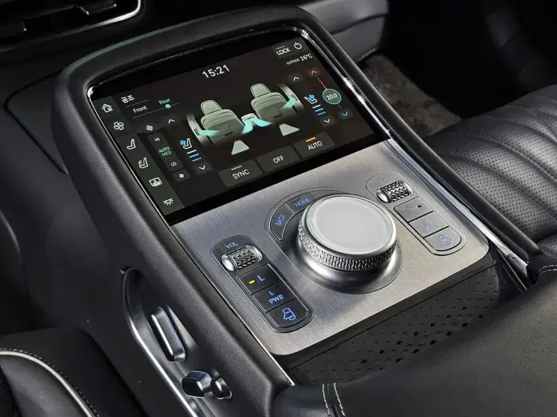 2023 Genesis G90 с пробегом 96 782 км