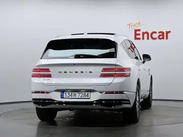 2023 Genesis GV80 с пробегом 42 159 км