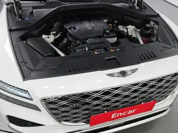 2023 Genesis GV80 с пробегом 42 159 км
