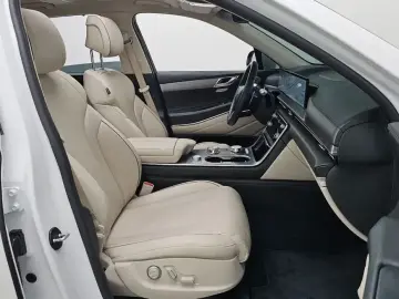 2023 Genesis GV80 с пробегом 42 159 км