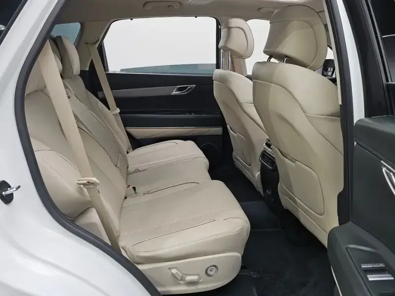 2023 Genesis GV80 с пробегом 42 159 км
