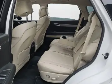 2023 Genesis GV80 с пробегом 42 159 км