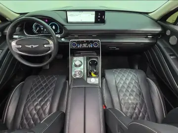 2023 Genesis GV80 с пробегом 94 353 км