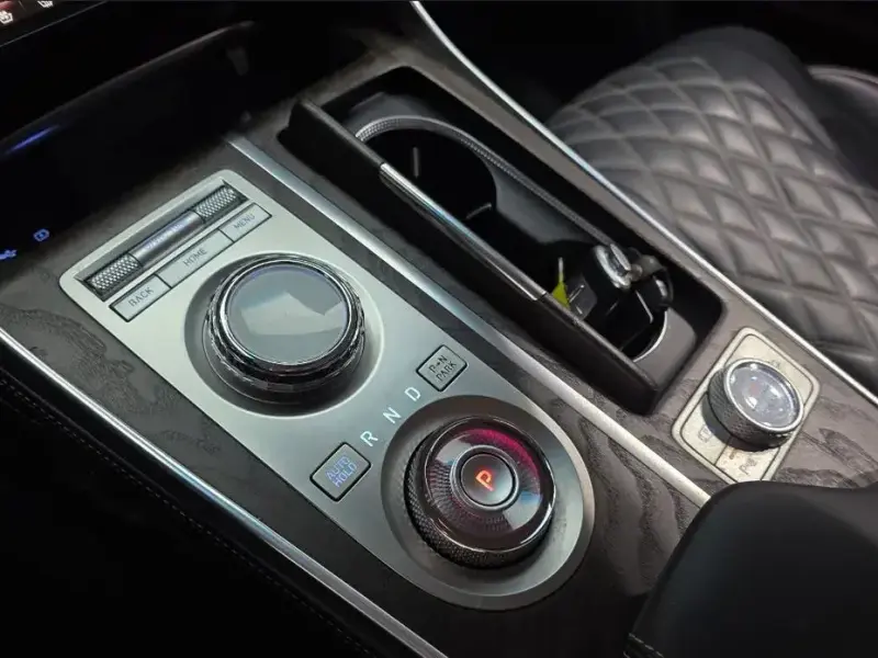 2023 Genesis GV80 с пробегом 94 353 км