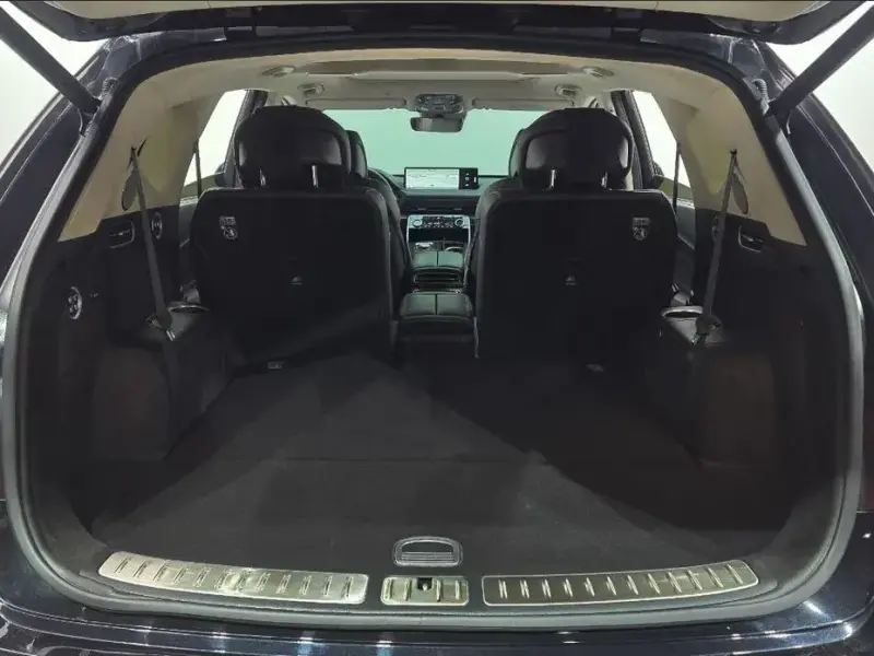 2023 Genesis GV80 с пробегом 94 353 км