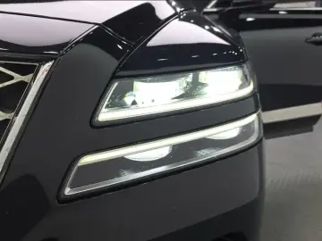 2023 Genesis GV80 с пробегом 94 353 км