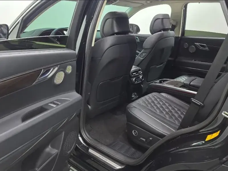 2023 Genesis GV80 с пробегом 94 353 км
